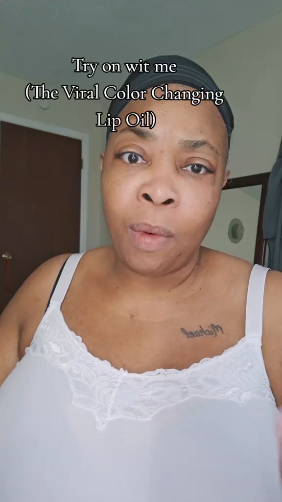 Boss Up Cosmetics's Color Changing Lip Oil 💄