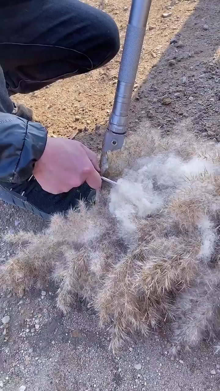 Multi-Purpose Camping Survival Shovel With Camouflage Bag