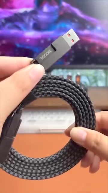 4-in-1 Flat Braided Anti-Tangle Charger Cord with Velcro